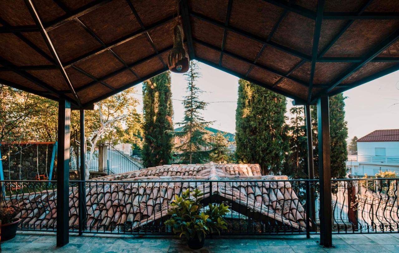 Vila Eden Boutique Hotel Korça Exteriör bild
