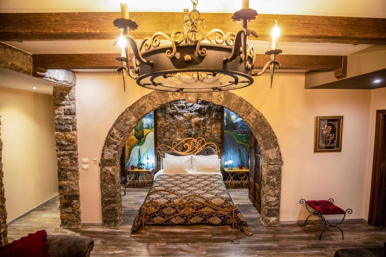 Vila Eden Boutique Hotel Korça Exteriör bild