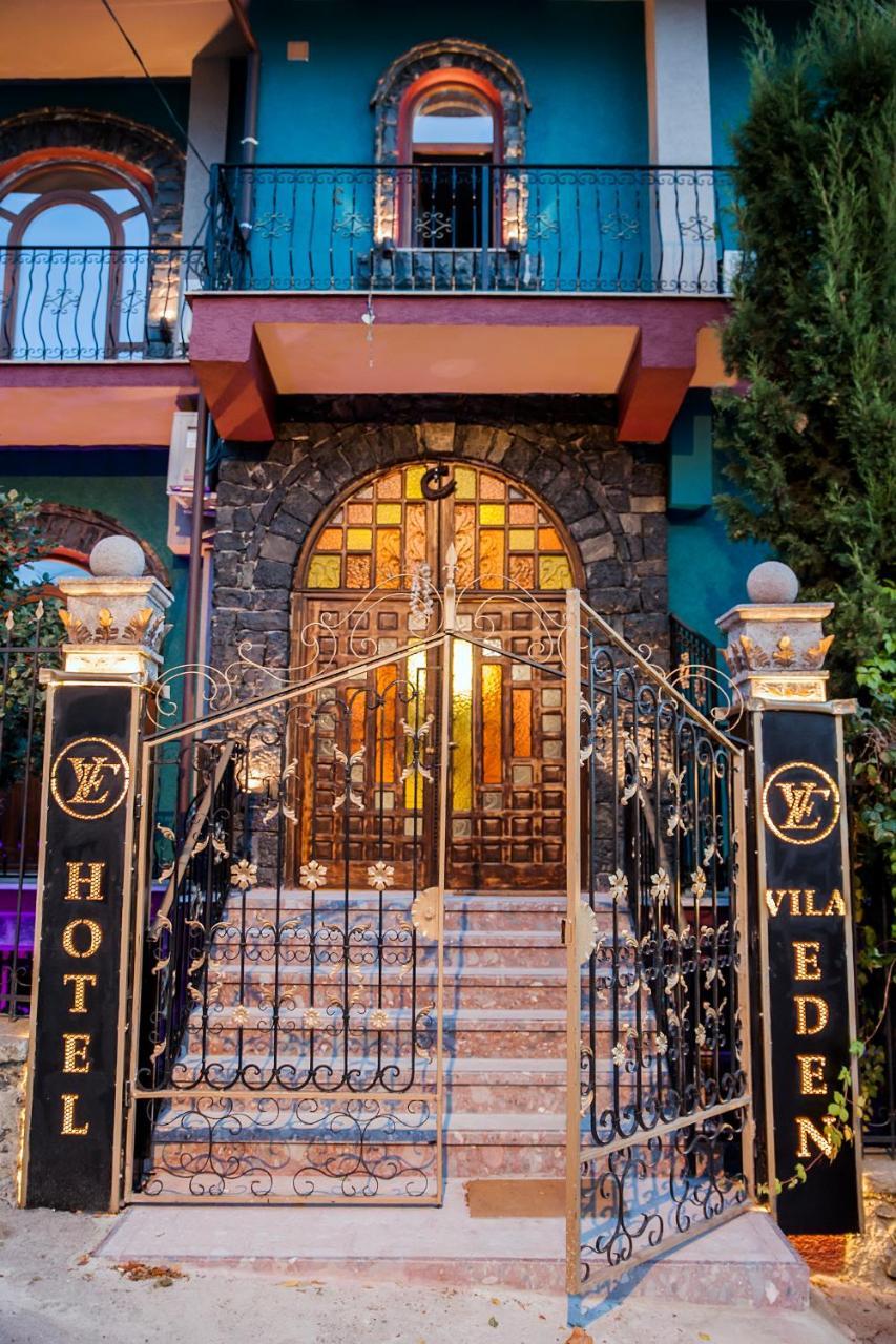 Vila Eden Boutique Hotel Korça Exteriör bild